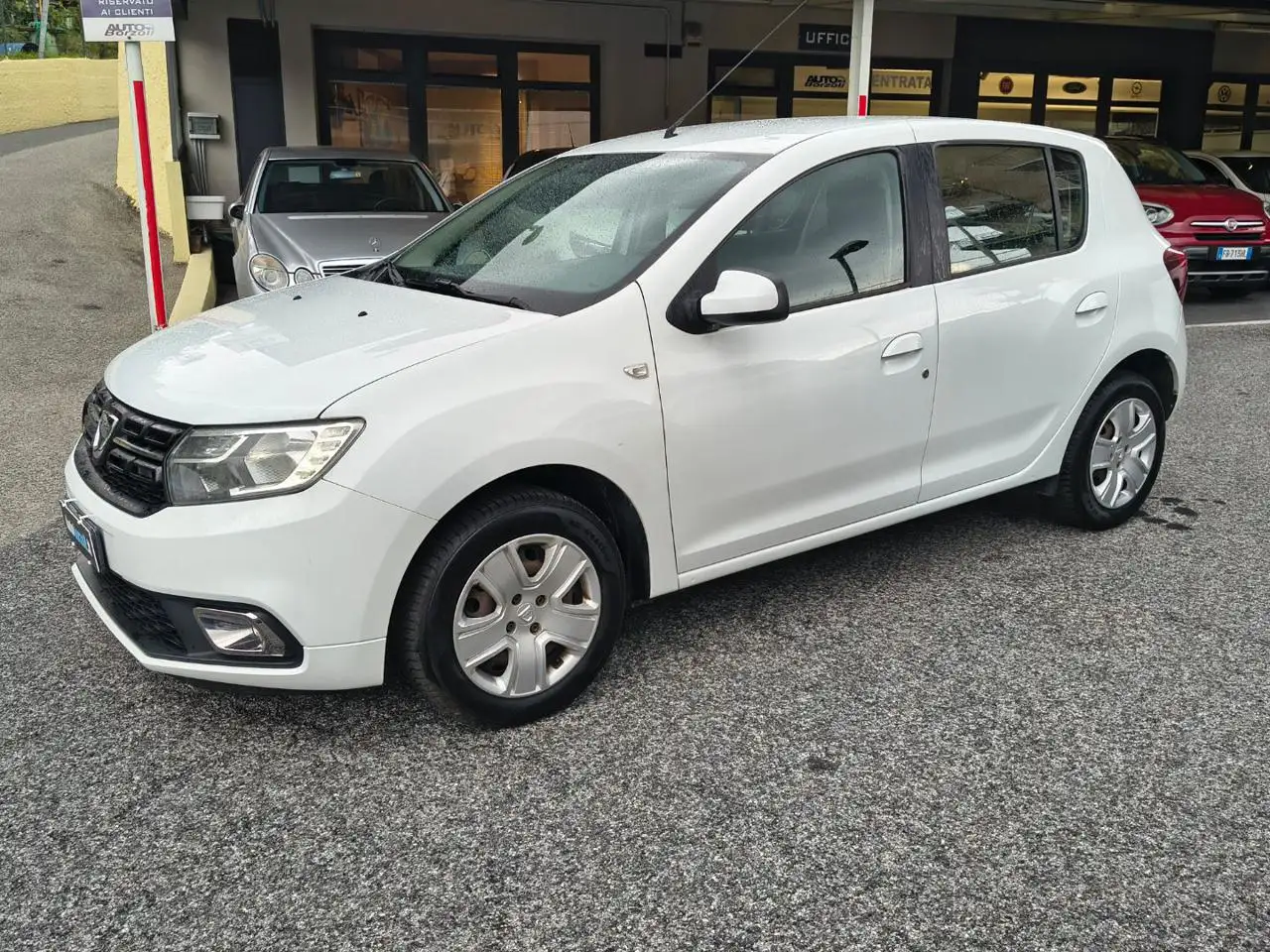Dacia Sandero 1.0 SCe 75CV Lauréate - Unicoproprietario — photo 1 of 15