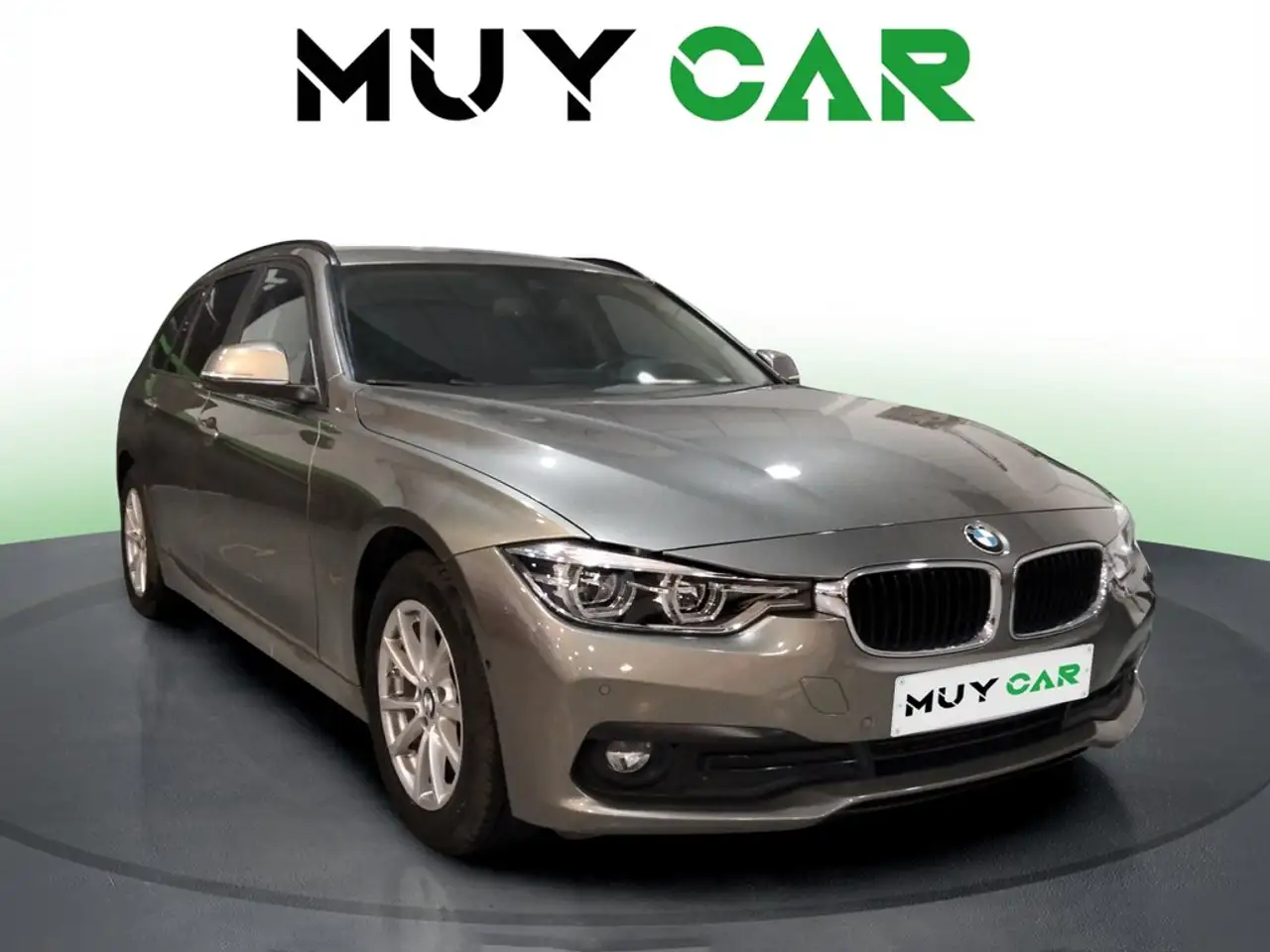 BMW 318 318d Touring — photo 1 of 16