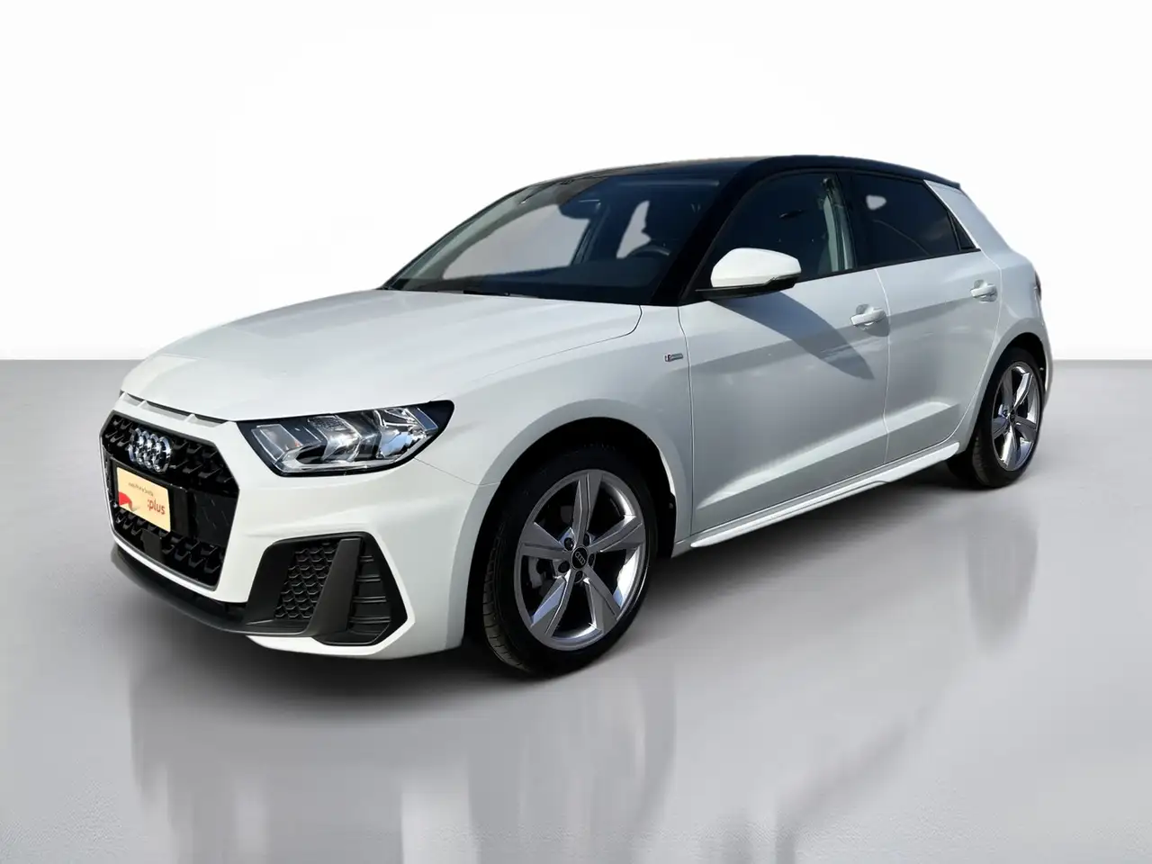 Audi A1 sportback 25 1.0 tfsi s line — photo 1 of 17