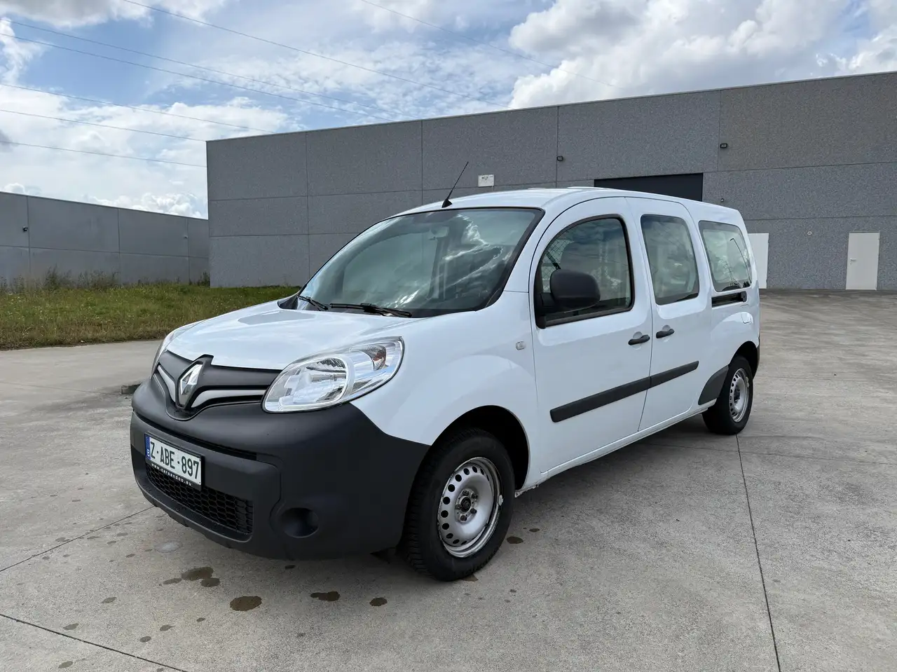 Renault Kangoo Kangoo Express MAXI 1.5 dCi 95cv * GARANTIE 1 AN * CT OK * — photo 1 of 15