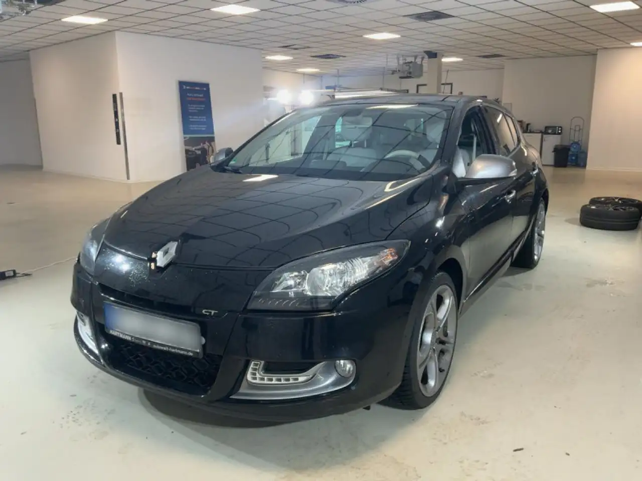 Renault Megane 2.0 DCI 165CH GT — photo 1 of 9