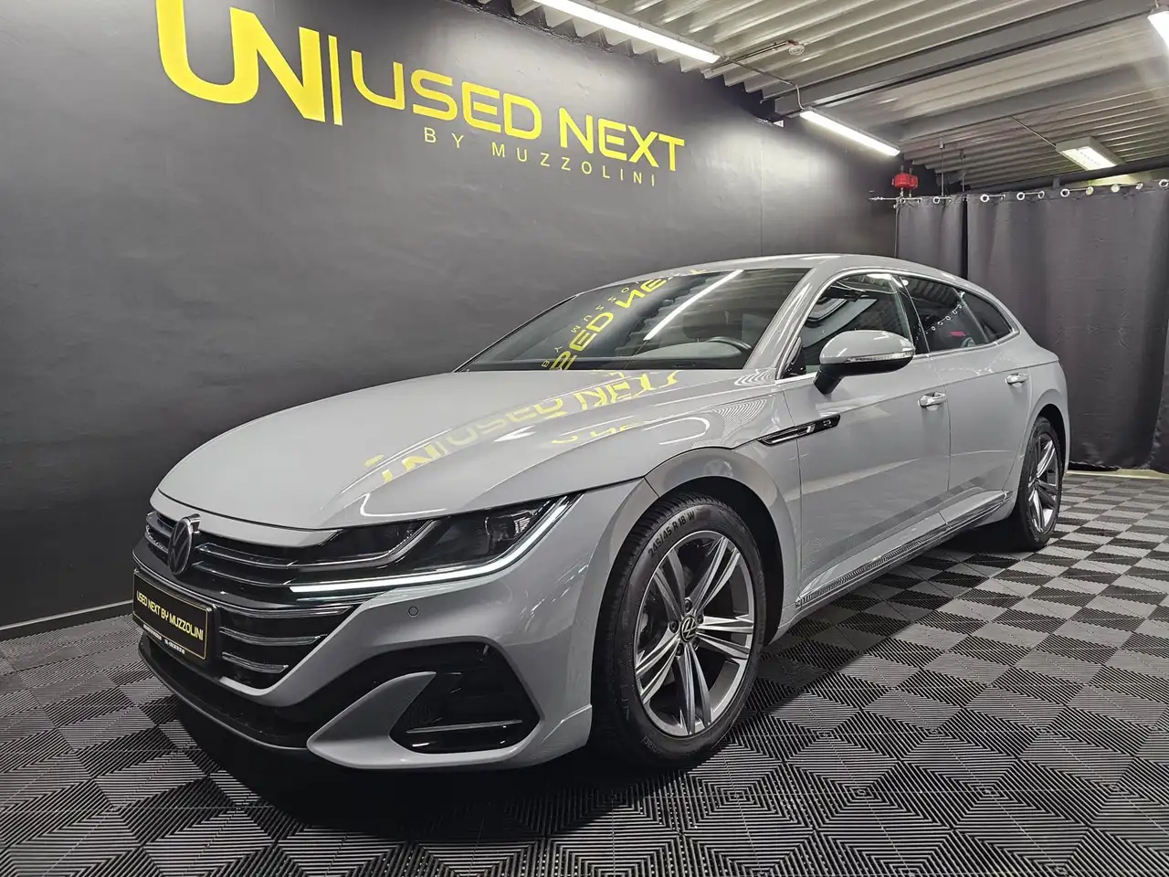 Volkswagen Arteon Shooting Break 2.0 TSI 190 R-LINE DSG — photo 1 of 16