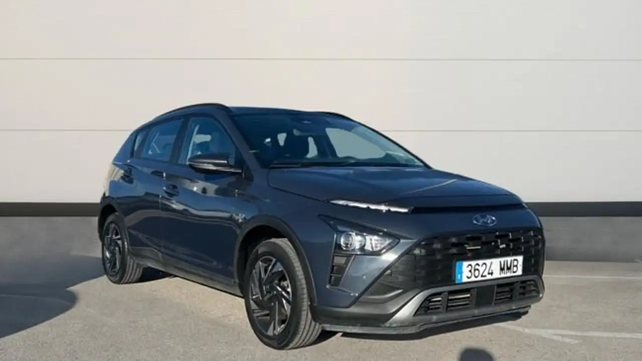 Hyundai BAYON 1.0 TGDI MHEV 74KW MAXX 100 5P — photo 1 of 15