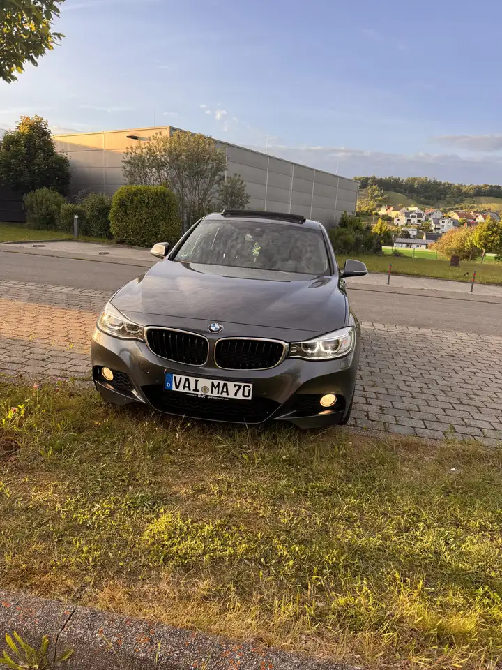 BMW 330 330 d xDrive — photo 1 of 16