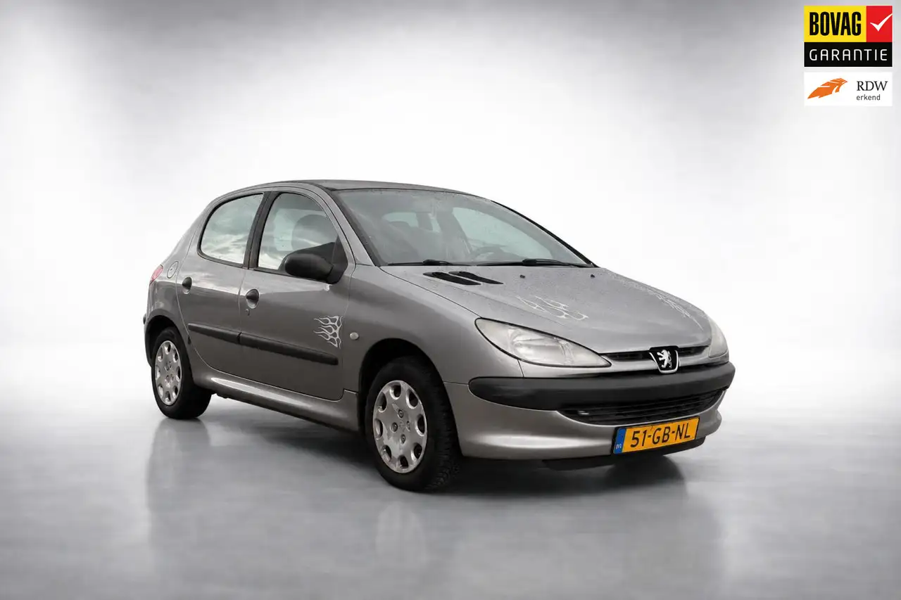 Peugeot 206 1.4 XR|airco|sportuitlaat — photo 1 of 14