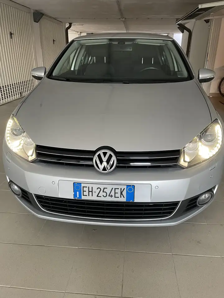 Volkswagen Golf 5p 2.0 tdi Highline 140cv — photo 1 of 11
