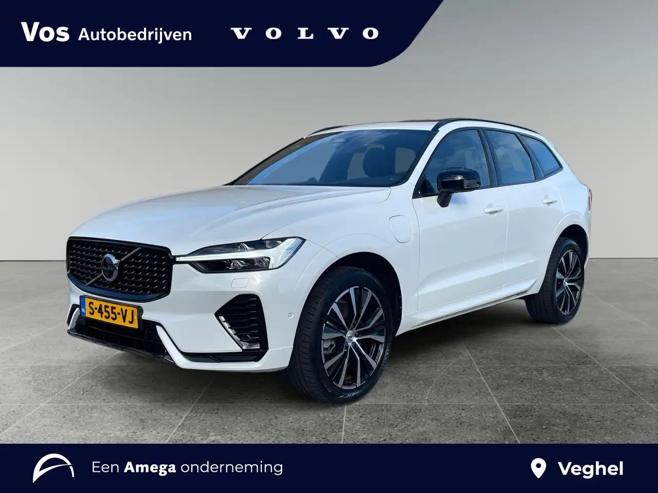 Volvo XC60 T6 Plug-in hybrid AWD Ultimate Dark | Luchtvering — photo 1 of 15