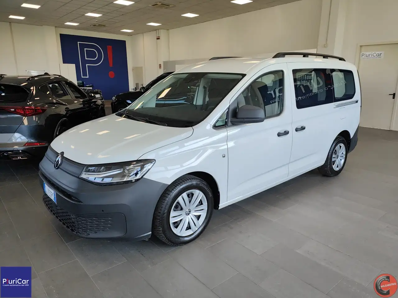 Volkswagen Caddy 1.5 TSI 114 CV Space Maxi Fari LED Gancio Traino — photo 1 of 15