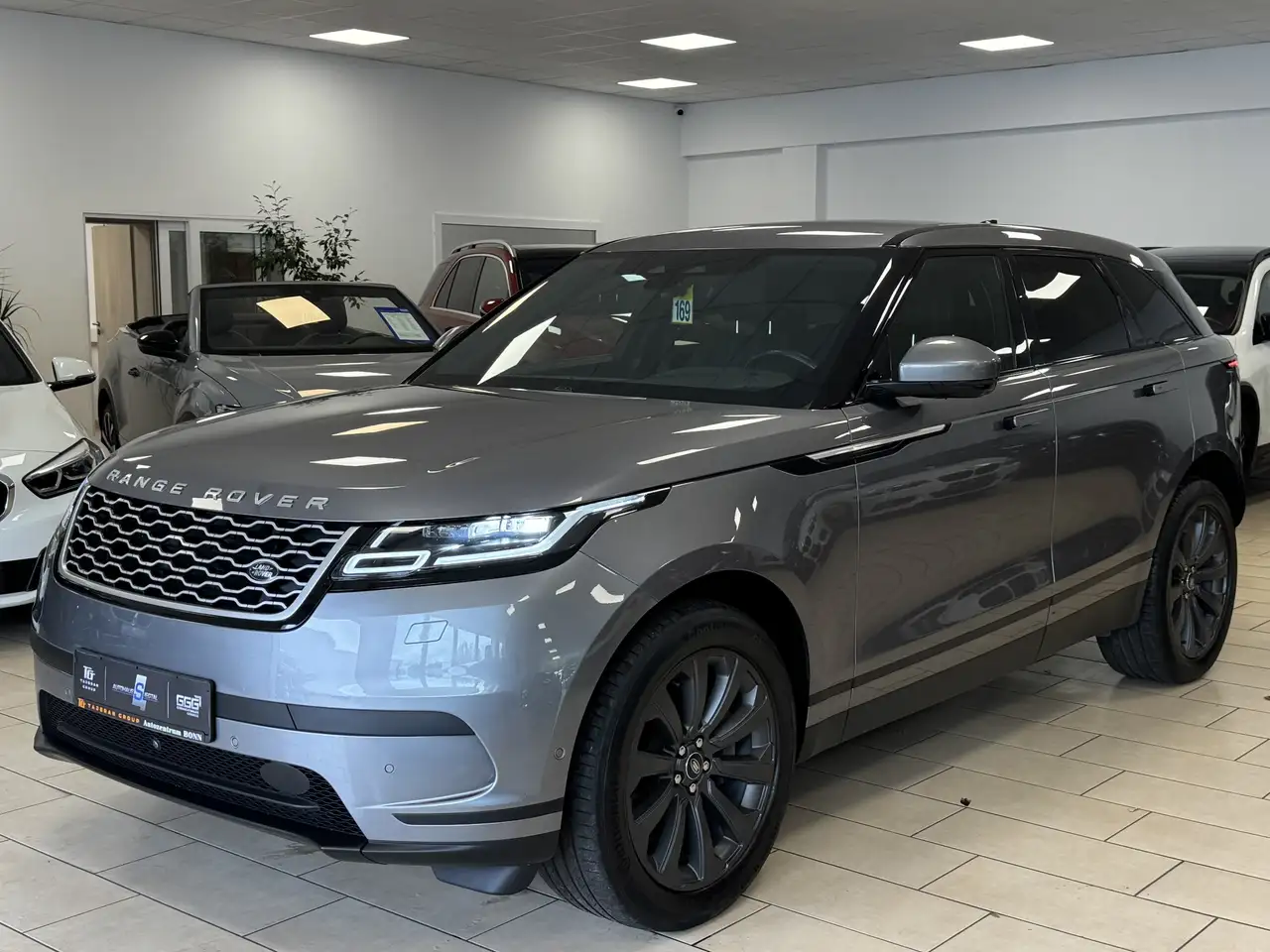 Land Rover Range Rover Velar S LED Meridian-Sound Leder 20LM — photo 1 of 29