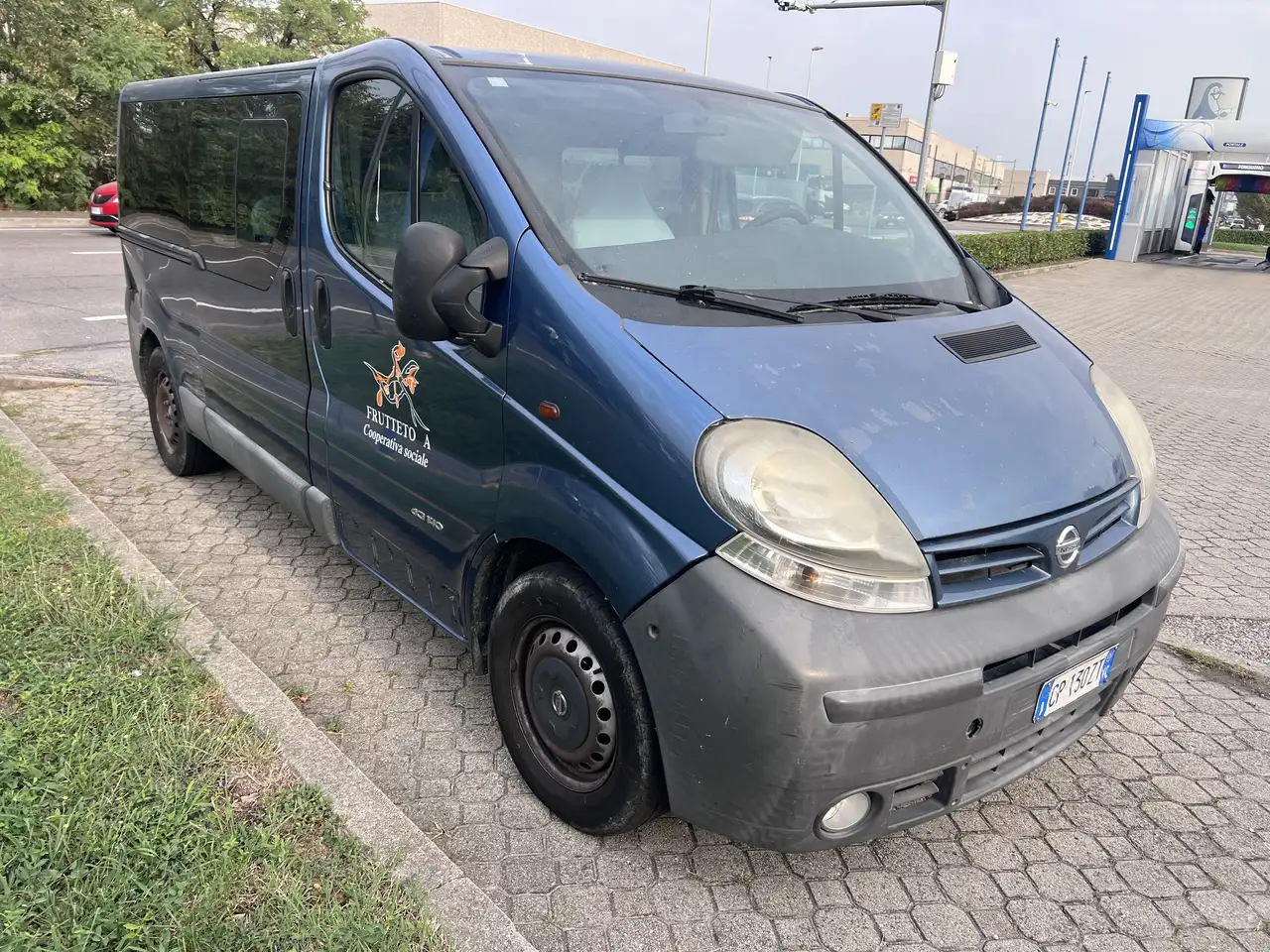 2005 Nissan Primastar 9 Posti, photograph 3