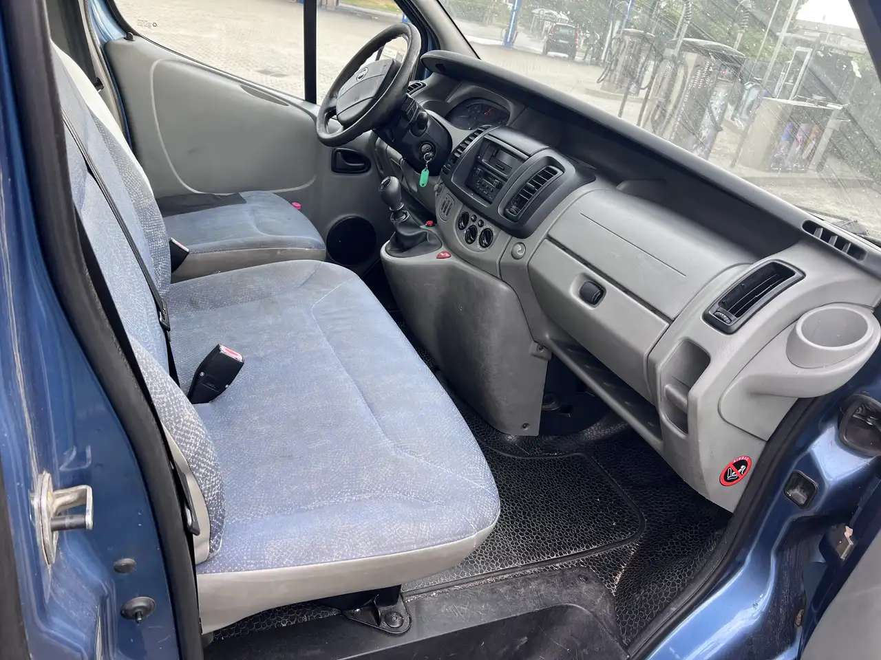 2005 Nissan Primastar 9 Posti, photograph 10
