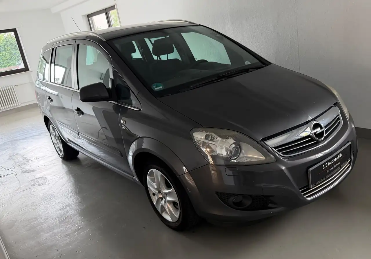 Opel Zafira 1.6 Edition "111 Jahre" 7Sitzer Bi-Xenon — photo 1 of 14