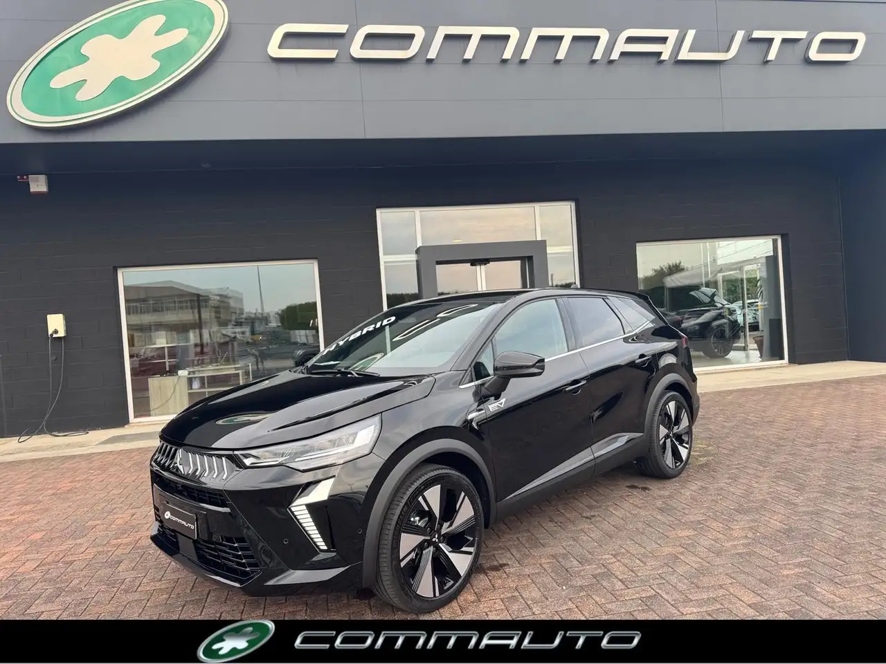 Mitsubishi Grandis 1.8 Full Hybrid Instyle — photo 1 of 15