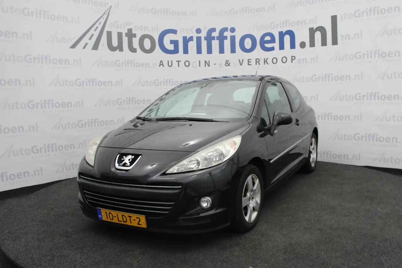 Peugeot 207 1.6 VTi Première nette hatchback met trekhaak — photo 1 of 27