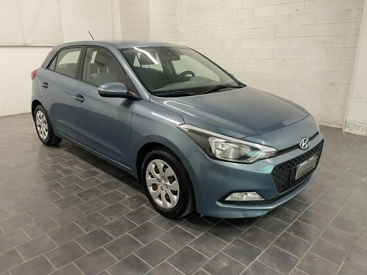 Hyundai i20 1.2 84 CV 5 porte Comfort-E6-UNIPRO — photo 1 of 15