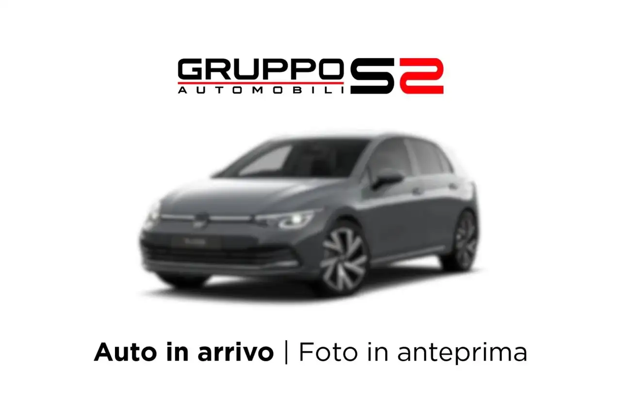 Volkswagen Golf 1.5 TSI ACT 150 cv Style / Fari IQ.Light LED Performance - Wireless charging smartphone - Park Pilot - Cerchi 18" " — photo 1 of 1