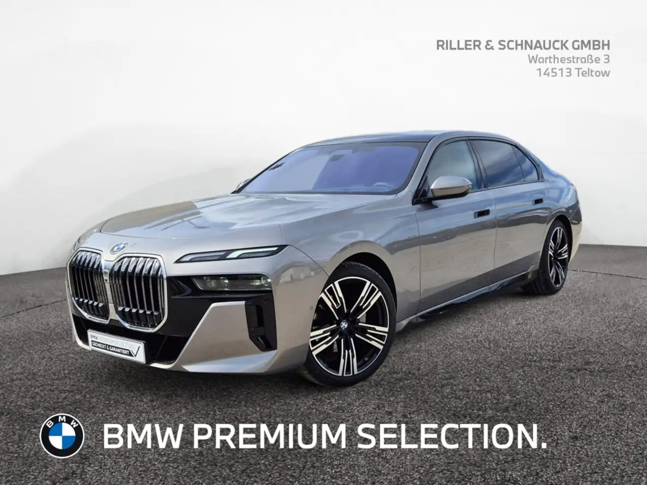 BMW 740 d xDrive M-Sport TV+AHK+STANDHZG+21ZOLL — photo 1 of 16