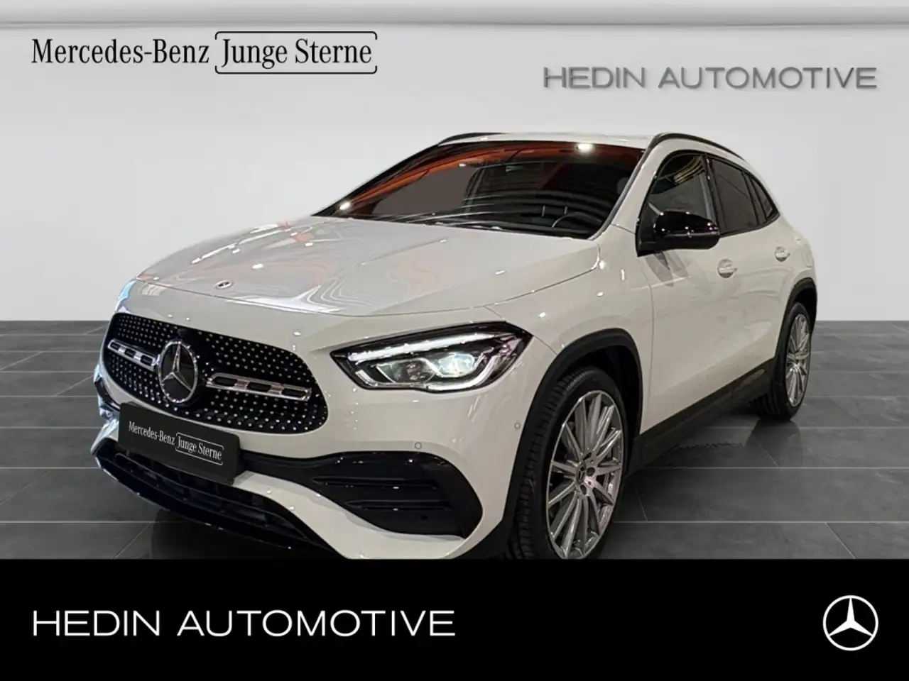 Mercedes-Benz GLA 200 AMG|NIGHT|LED|AMBI|TEMP|KAM|PTS|SHZ|20" — photo 1 of 15