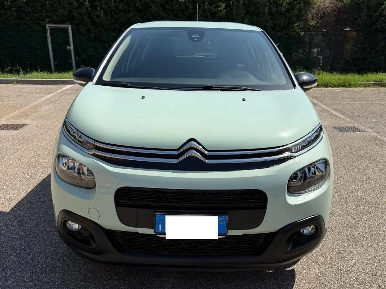 Citroen C3 1.2 - NEOPATENTATI - 12 MESI DI GARANZIA - — photo 1 of 10