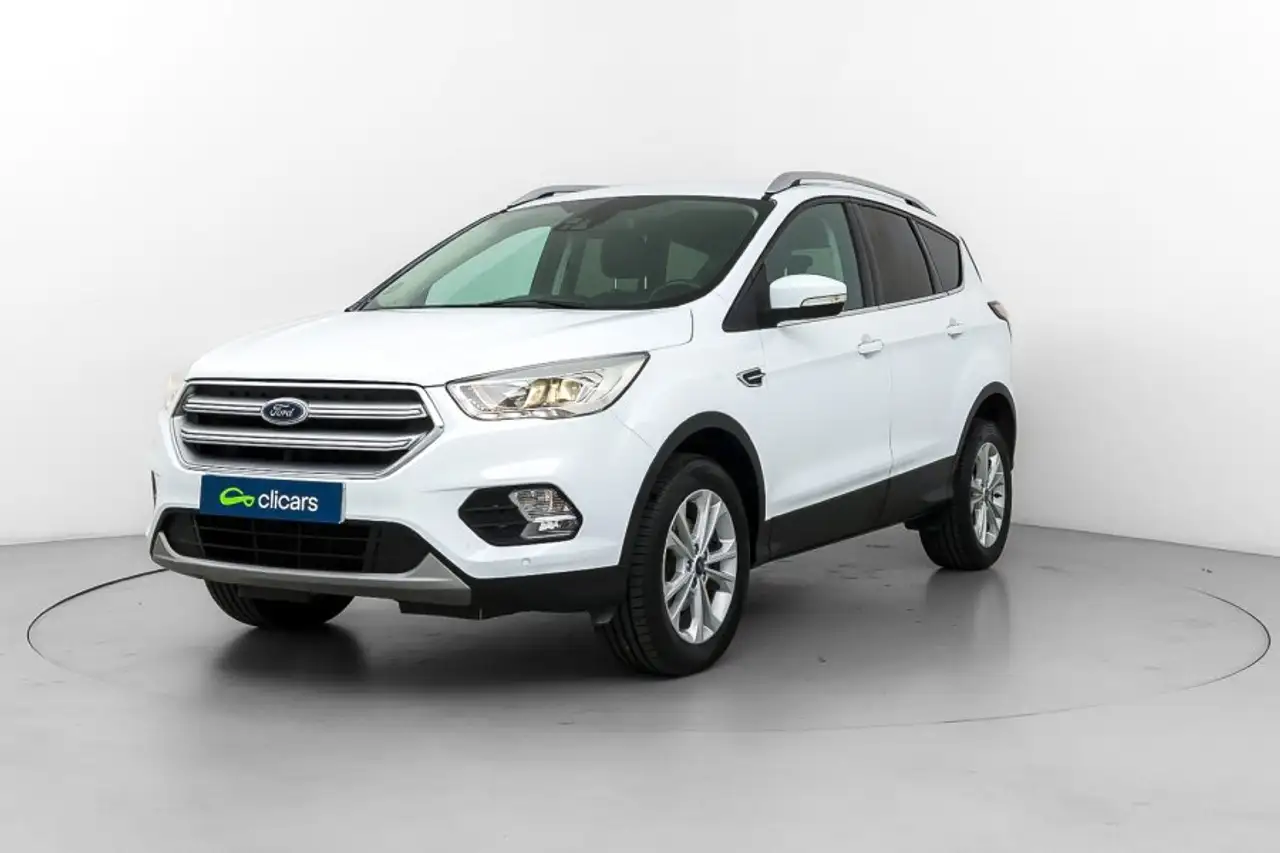 Ford Kuga 1.5 EcoB. Auto S&S Titanium 4x2 150 — photo 1 of 36