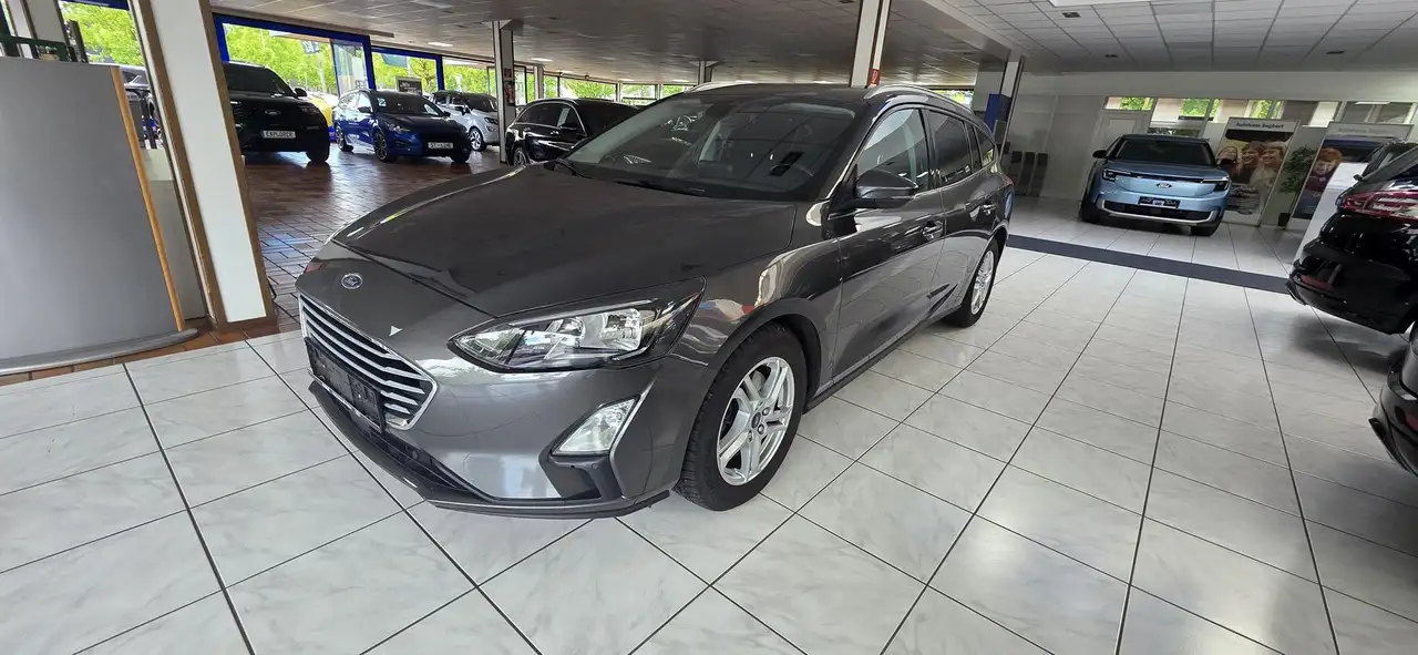 Ford Focus 1.0 EcoBoost COOL&CONNECT Sitzheizung TWA 92 kW (1 — photo 1 of 15
