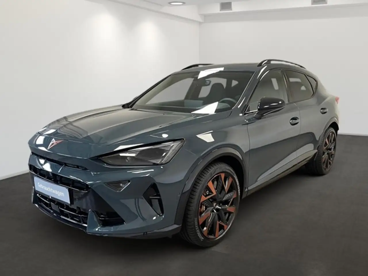 CUPRA Formentor VZ Extreme 4Drive 2.0 TSI DSG - LED Navi Pano Kame — photo 1 of 10