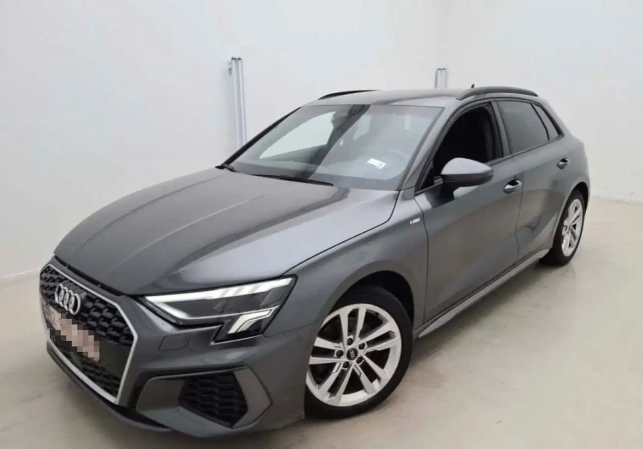 Audi A3 sline plus 2.0 tdi 1er main — photo 1 of 13