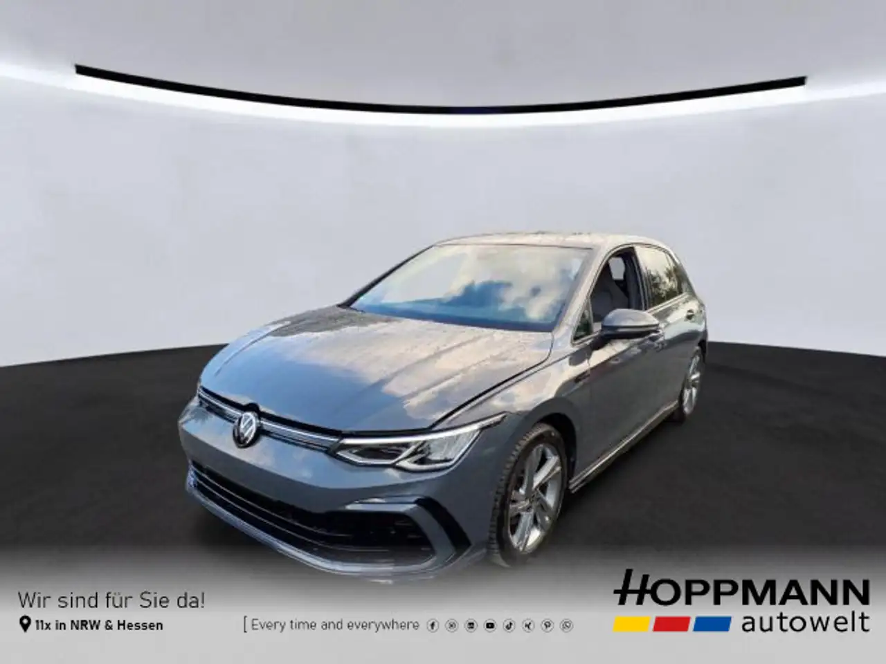 Volkswagen Golf VIII nza 1.5TSI R-Line AHK Navi ACC TravelAssist — photo 1 of 4