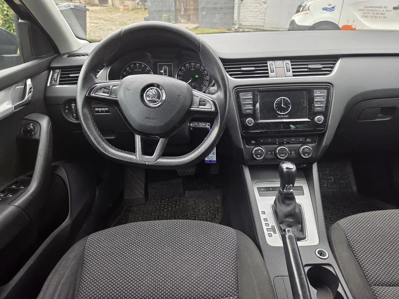 2015 Skoda Octavia Octavia III Combi Diesel Combi 2.0 TDI (Green tec), photograph 12