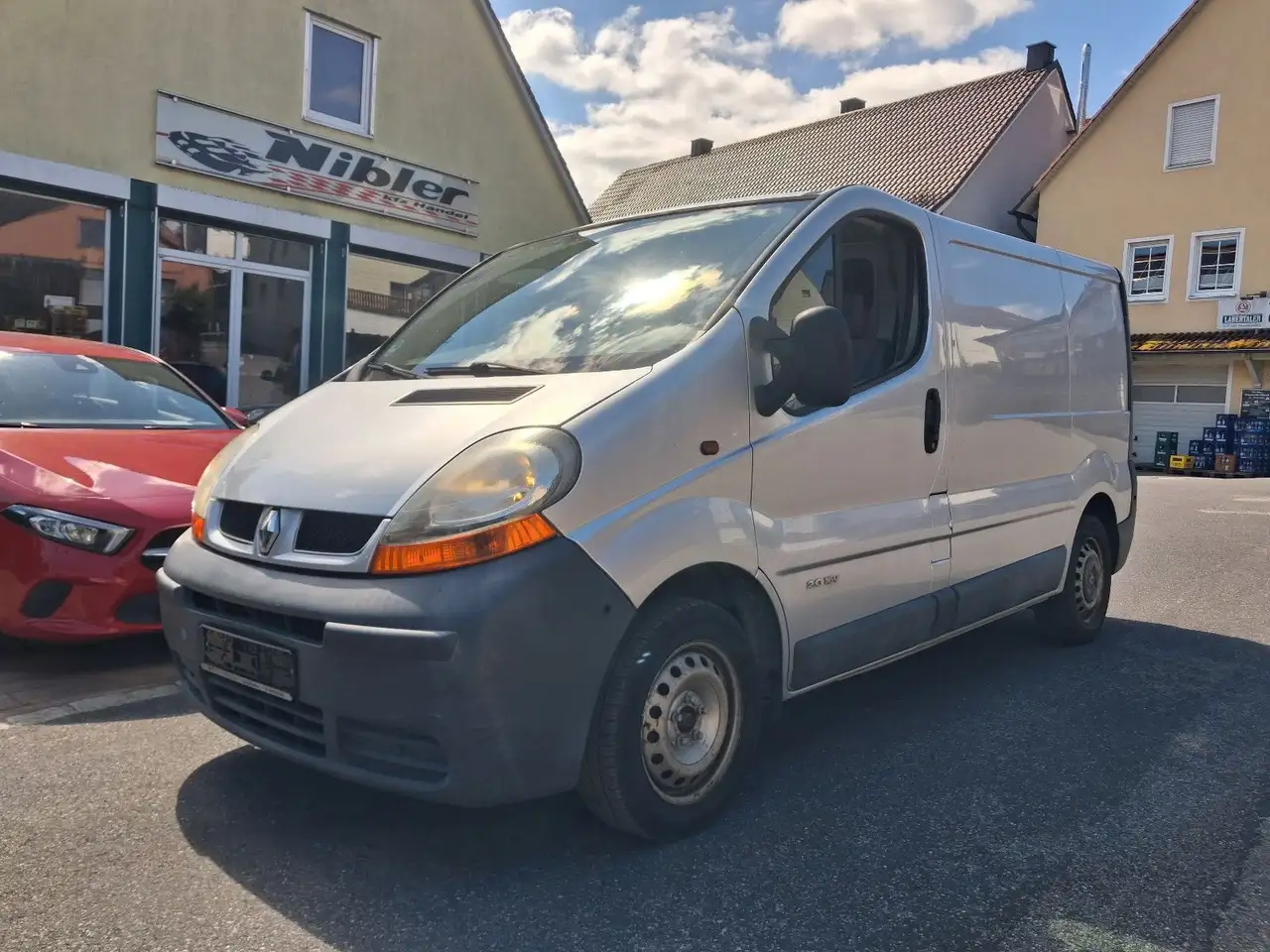 Renault Trafic 2.0 AHK+KAMERA+TÜV 07/2028 — photo 1 of 28