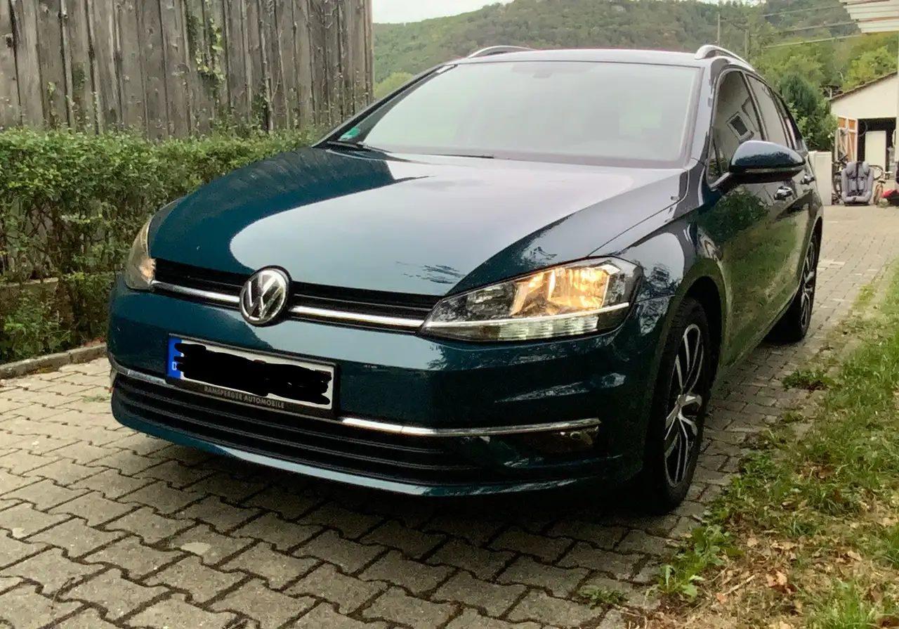 Volkswagen Golf Variant Golf 7 Variant 1.6 TDI Comfortline AHK ACC — photo 1 of 14