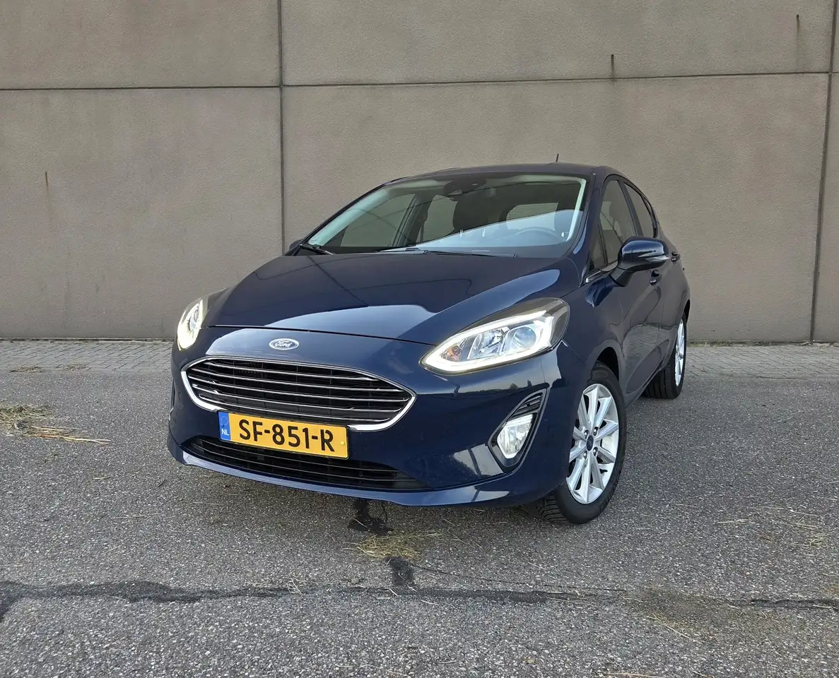 Ford Fiesta 1.0 EcoB. Titanium 101PK — photo 1 of 14