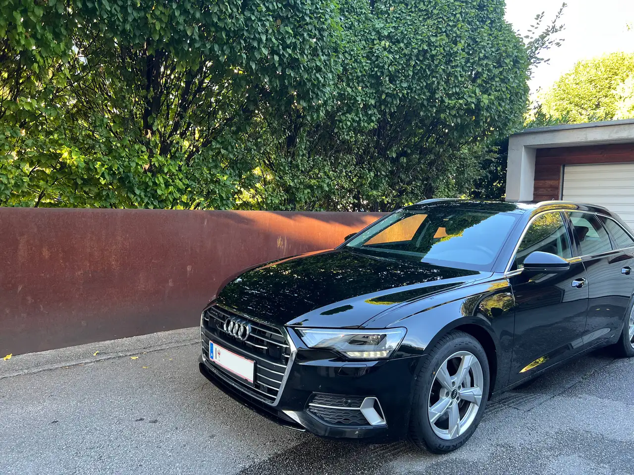 Audi A6 A6 Avant 50 TFSI e PHEV quattro S-tronic — photo 1 of 20