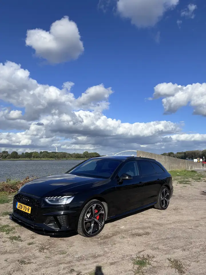 Audi A4 Audi A4 40 Tfsi S-LINE PAKKET 204pk S Tronic 2022 — photo 1 of 20