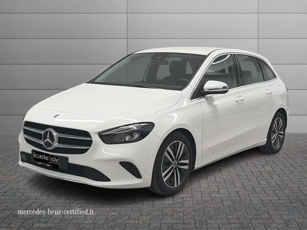 Mercedes-Benz B 180 Classe B - W247 2018 d Sport Plus auto — photo 1 of 15