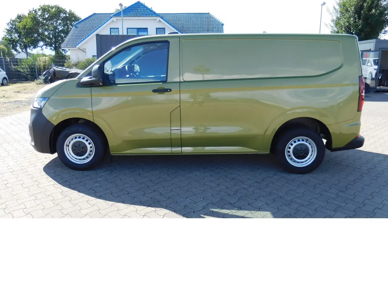 Volkswagen T7 Transporter Elektro 1-Gang 3 Sitze Navi Klima — photo 1 of 15
