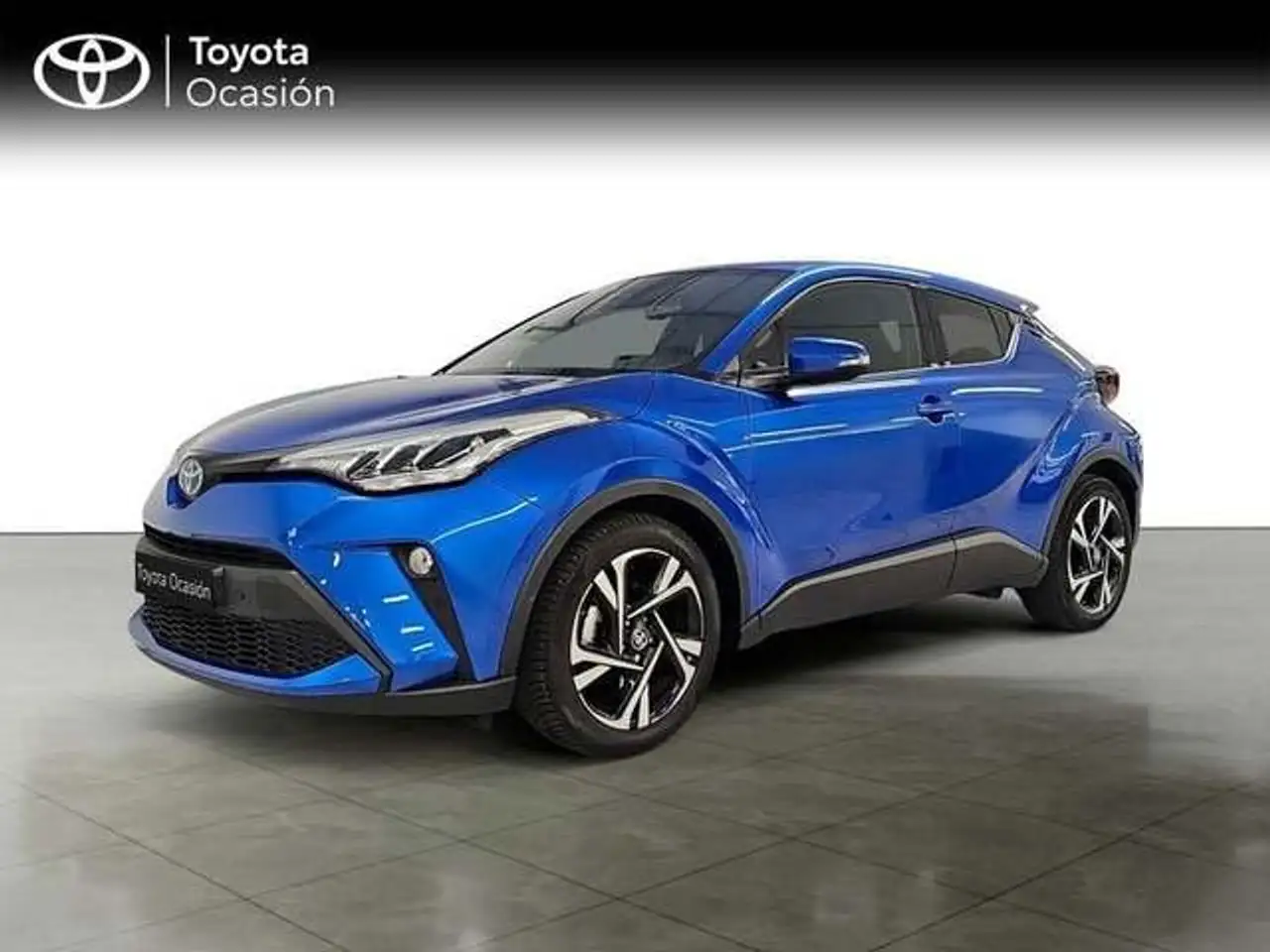 Toyota C-HR 180H Advance — photo 1 of 37
