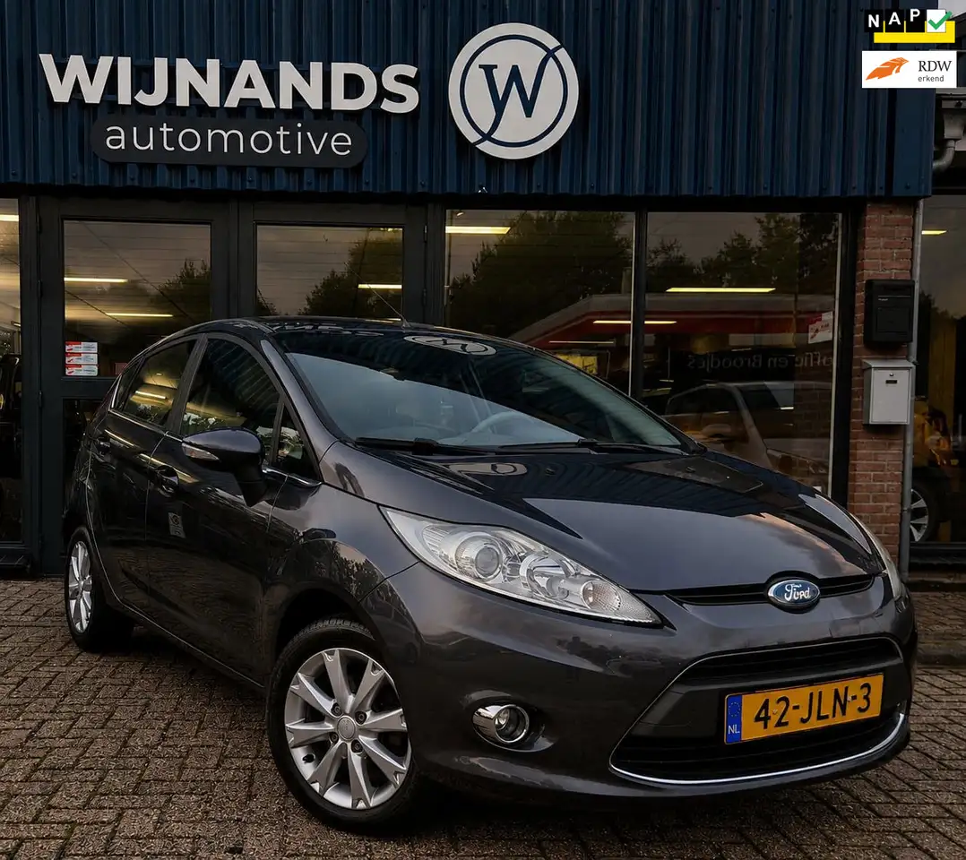 Ford Fiesta 1.25 Titanium Cruise Control Climate Lichtmetaal — photo 1 of 15