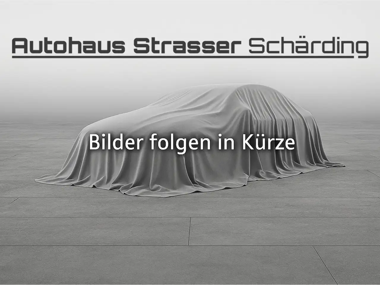 Volkswagen Passat Variant 2,0 TDI DSG "R-Line" LED Navi Ahk ACC Panorama R-Kamera App DAB 18" Massage Assistenzp. induk.-Laden — photo 1 of 5