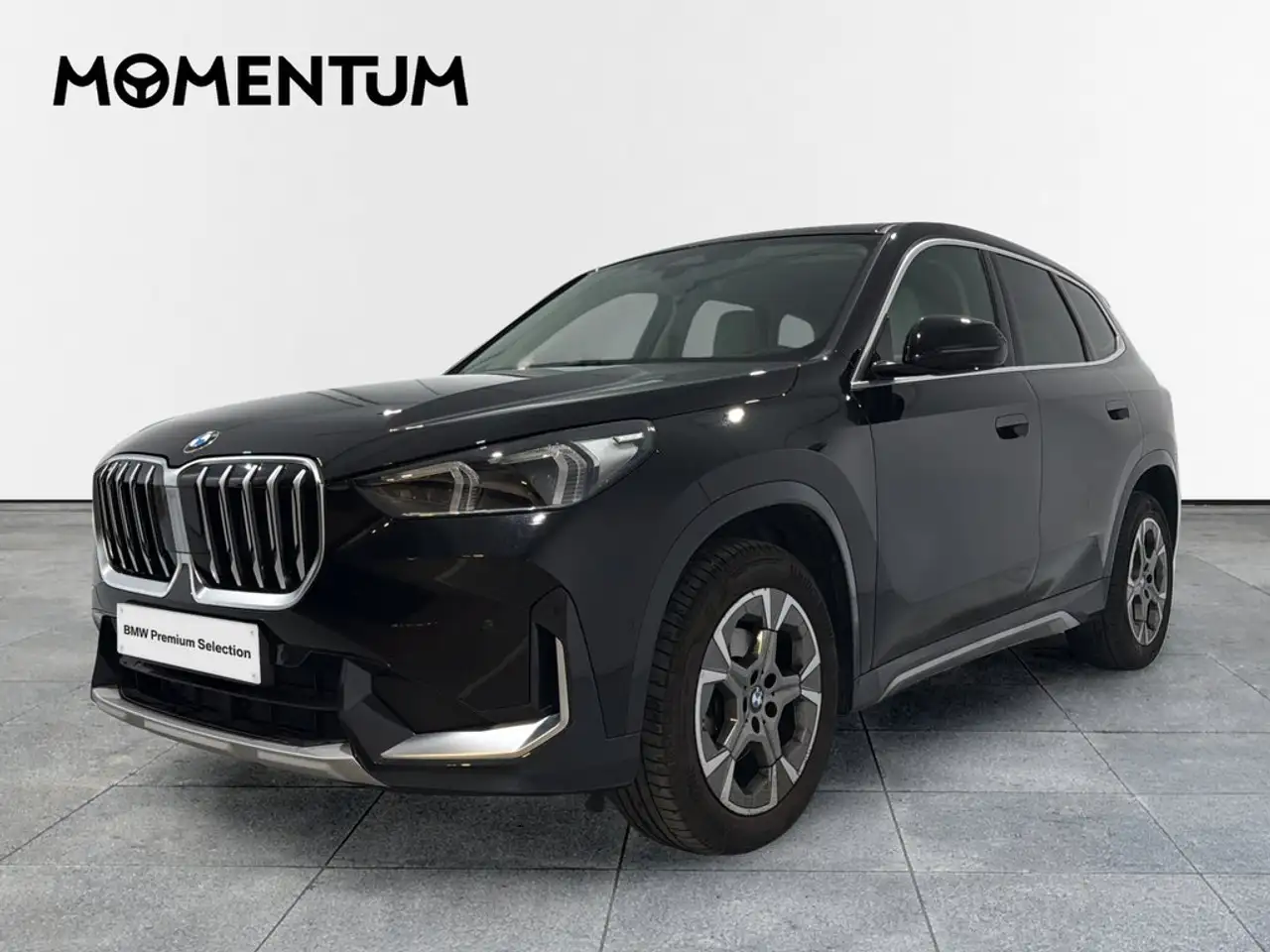 BMW X1 sDrive 18dA — photo 1 of 14