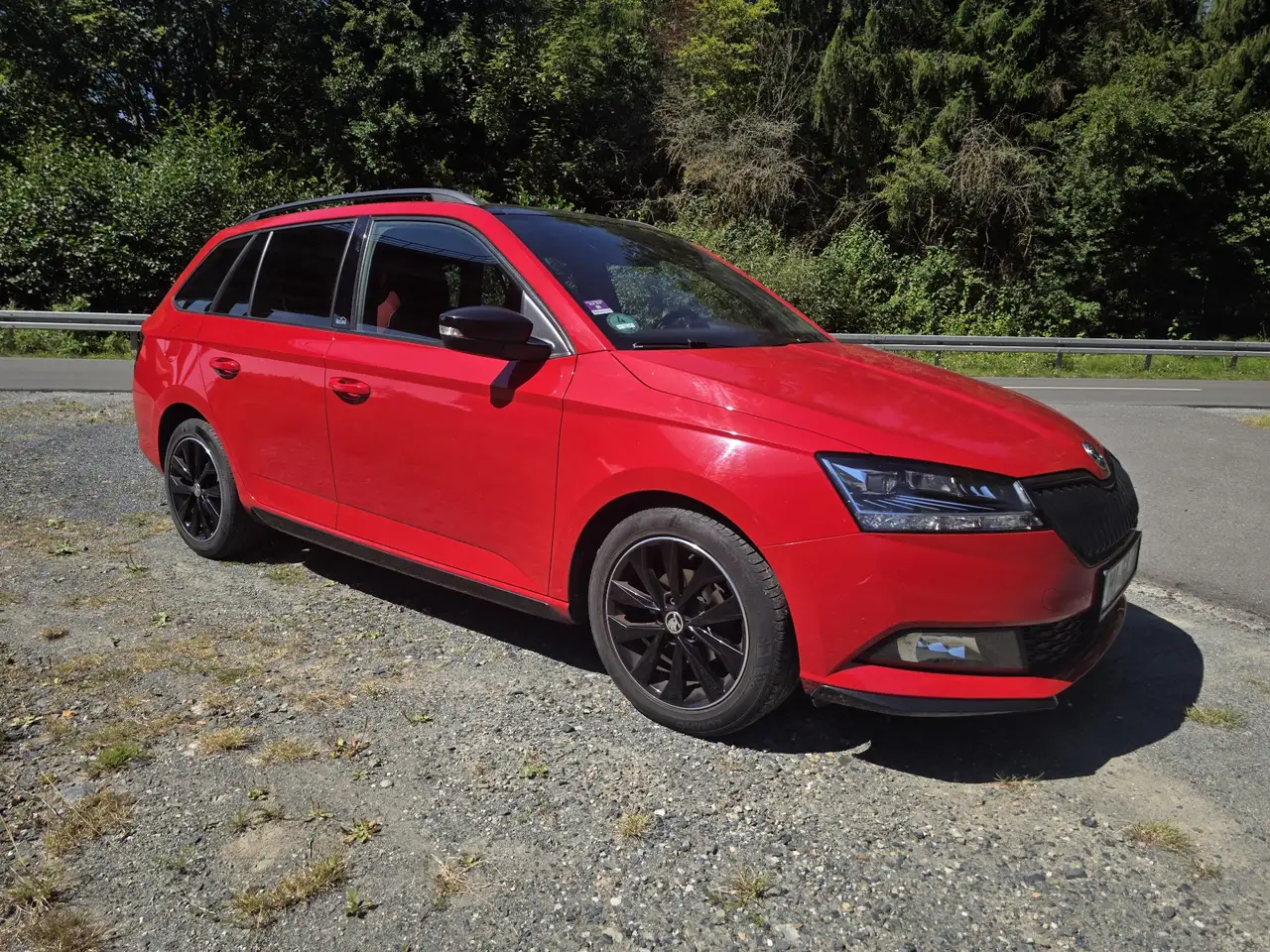 Skoda Fabia Combi 1.0 TSI Monte Carlo — photo 1 of 18