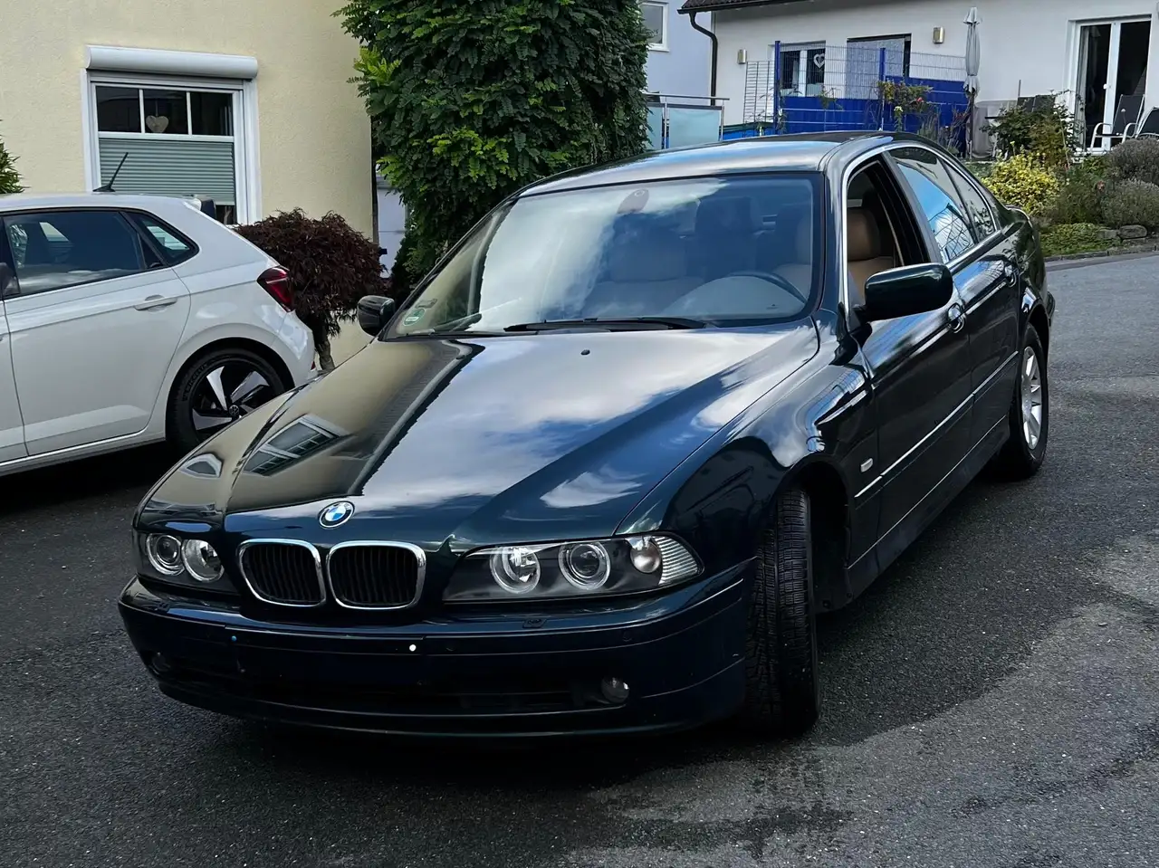 BMW 520 520i — photo 1 of 10