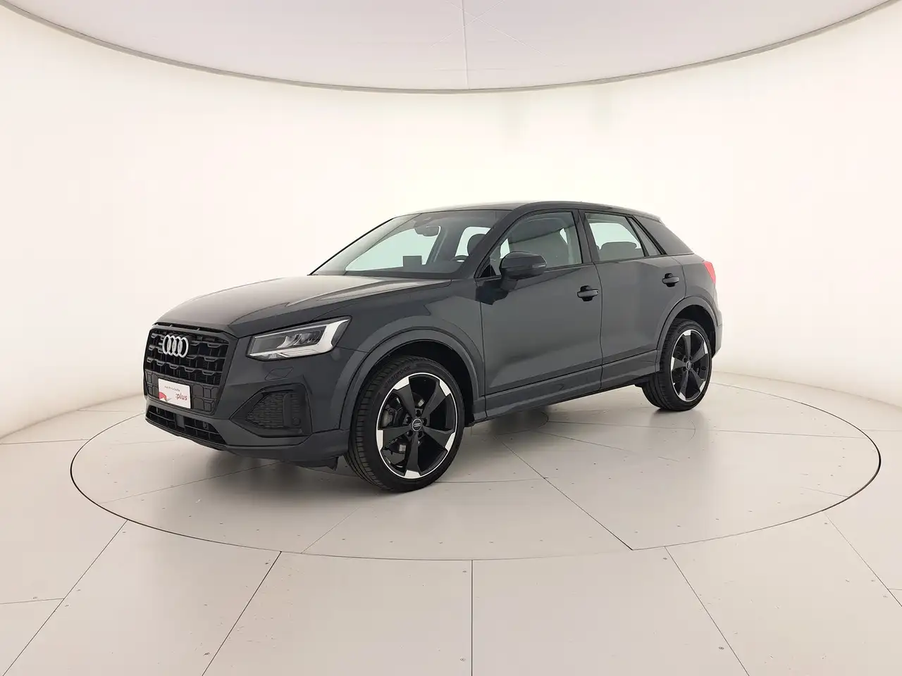 Audi Q2 35 2.0 tdi business advanced quattro s-tronic — photo 1 of 17