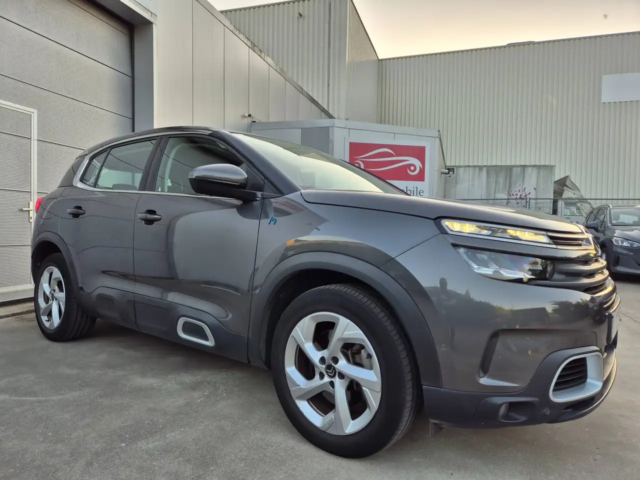 Citroen C5 Aircross 1.6 // PHEV HYBRID 225 // e-EAT8 // 2022 ! — photo 1 of 15