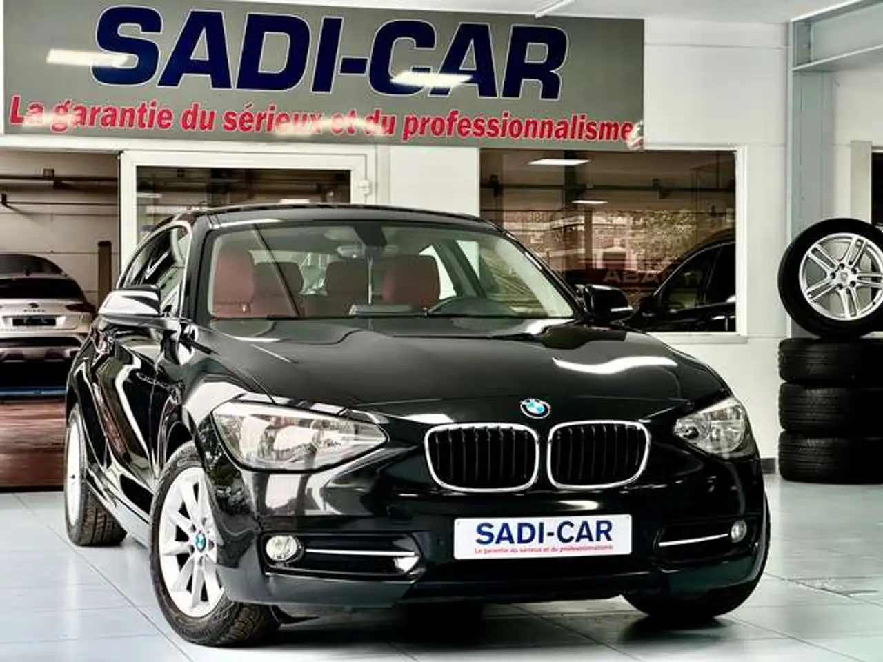 BMW 114 114i 102cv Hatch Coupé - SPORT LINE EDITION — photo 1 of 18