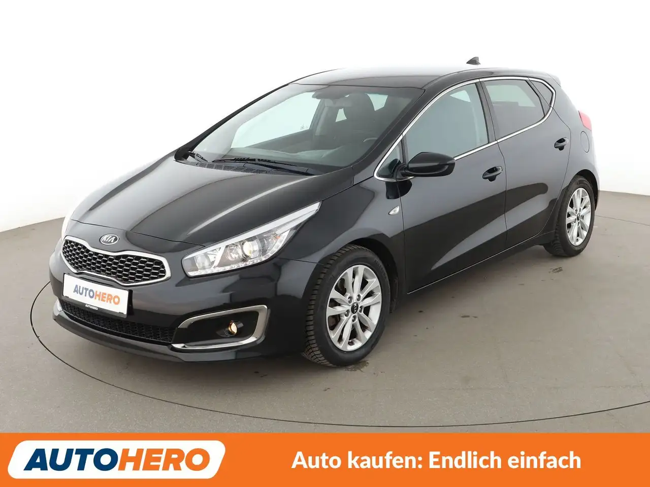 Kia Ceed / cee'd 1.6 GDI Dream-Team*NAVI*TEMPO*CAM*PDC*SHZ* — photo 1 of 28