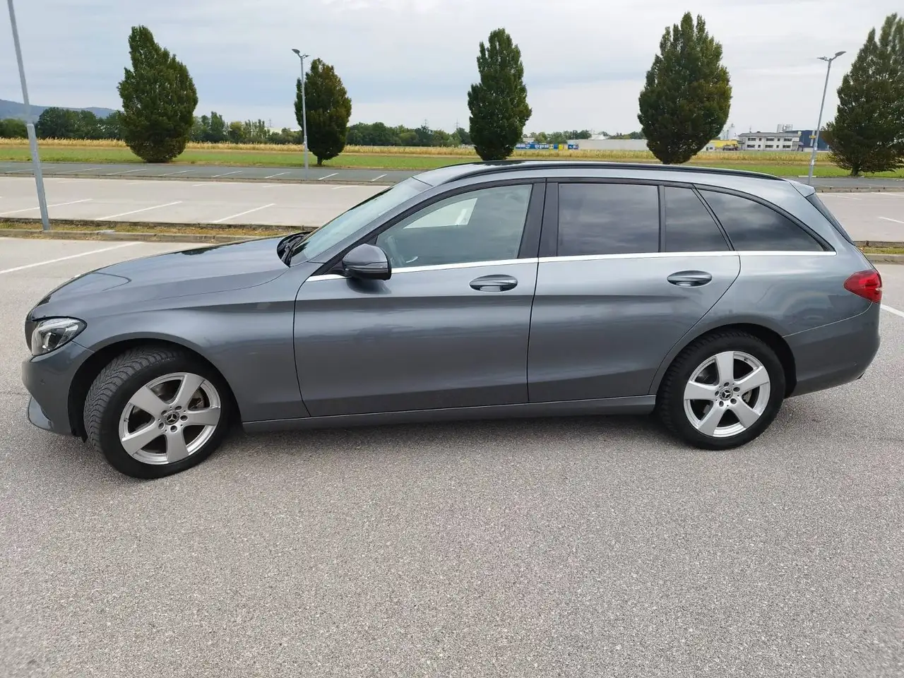 Mercedes-Benz C 200 C 200 d T AMG Line Aut. AMG Line — photo 1 of 40