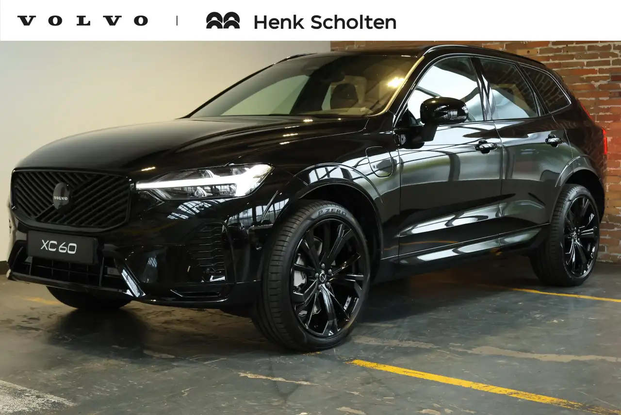 Volvo XC60 2.0 T6 Plug-in hybrid AWD Plus Black Edition | Sch — photo 1 of 15