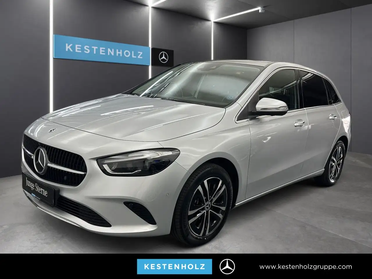 Mercedes-Benz B 250 e Pano Multibeam Burmester Keyl-GO Kamera — photo 1 of 24