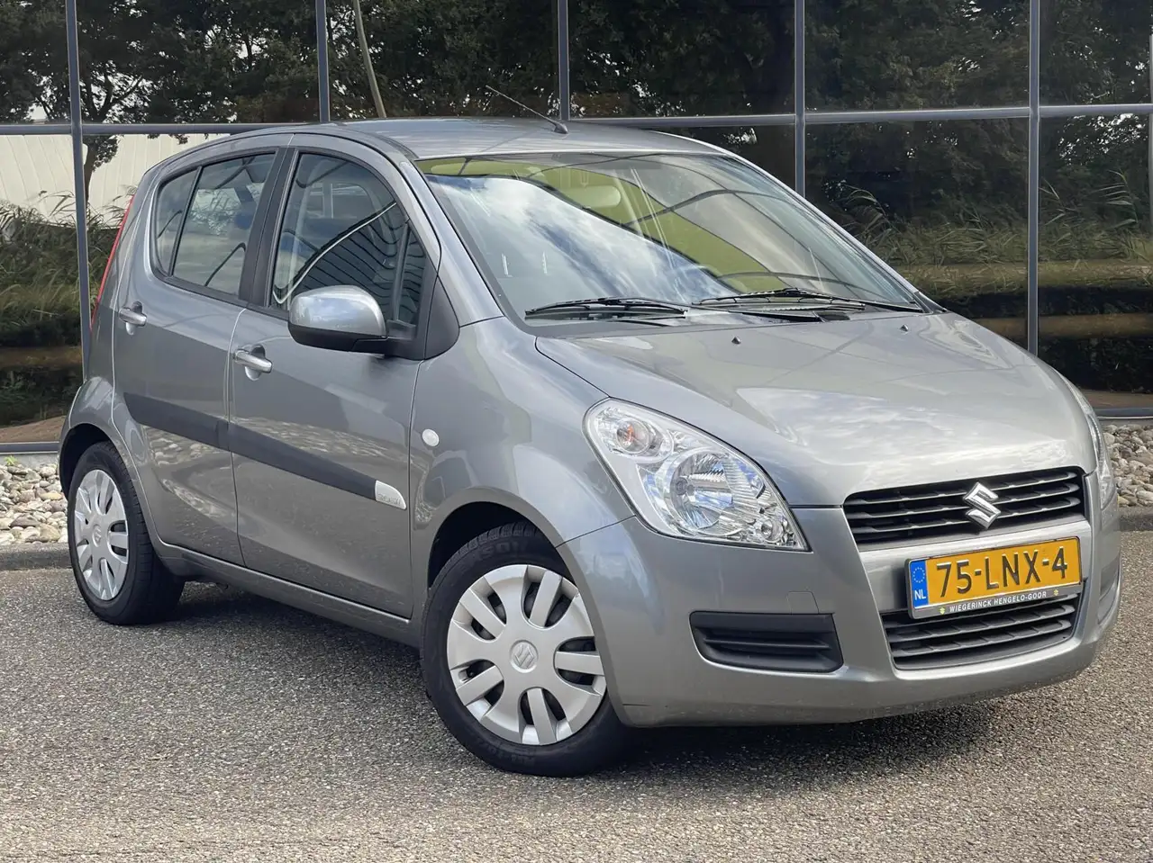 Suzuki Splash 1.2 | Elektrische ramen | Trekhaak | 5-deurs — photo 1 of 15